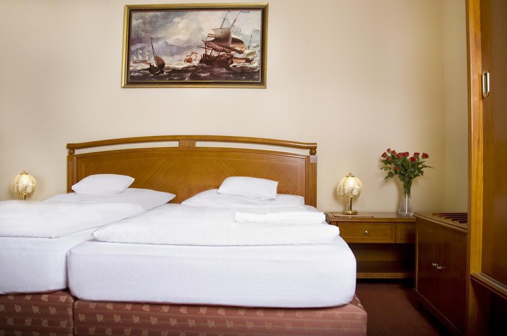 Hotel Saint Antonius Marianske Lazne Quarto foto